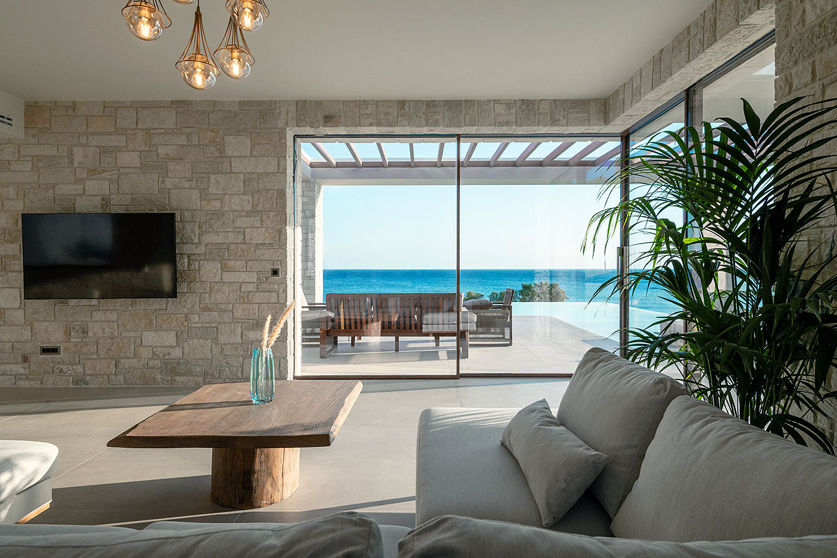 Poemo Beachfront Villas